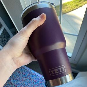 Brand New - Never Used Yeti (30 oz) - price is firm